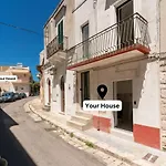 Apartment La Maison Du Gardien A